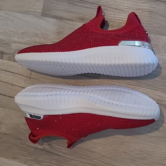 Nine West Red Rhinestone Slip-On Sneakers Size 5.5 - Picture 4 of 9
